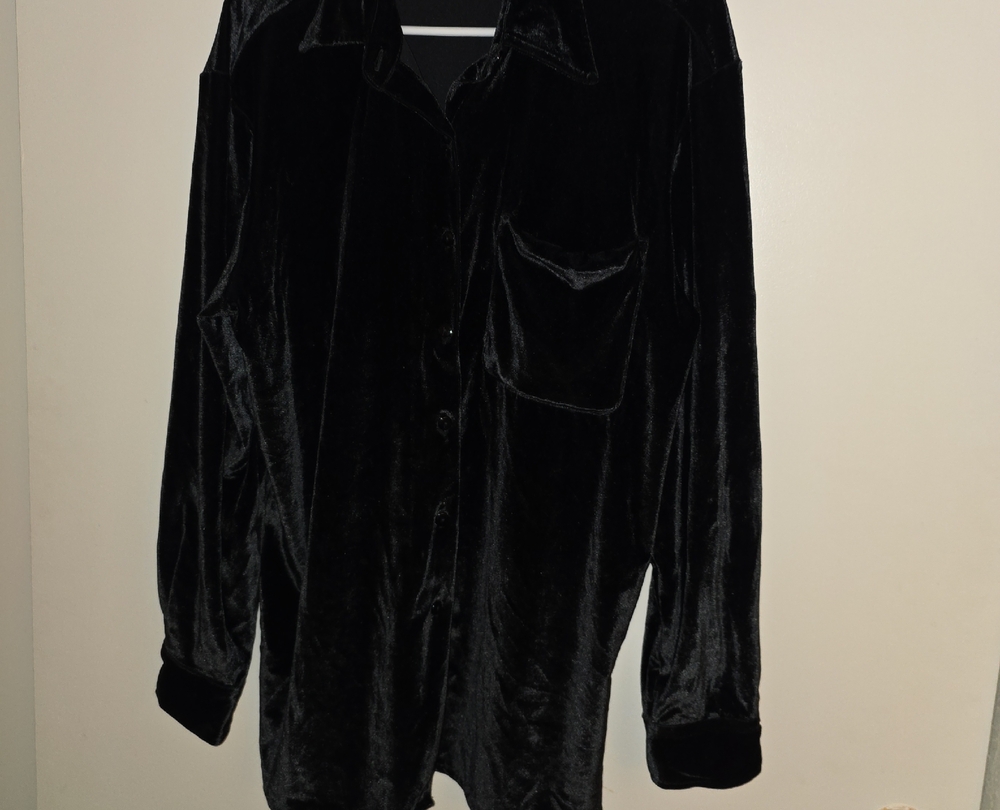 Elegant Black Velvet Blouse